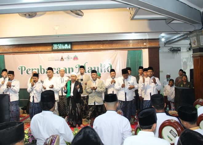 Hukum Maulid Nabi Menurut KH. Hasyim Asy’ari dan Syaikh Ihsan Jampes, Bolehkah?