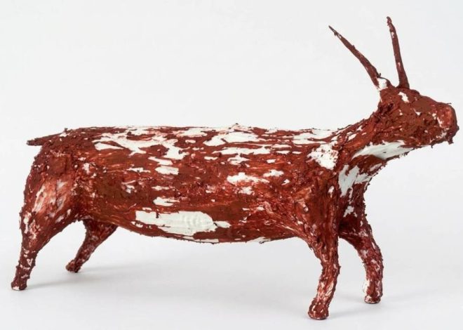 Volume Void: Dialog Materialitas dan Jejak Memori di Kotak Art Collective